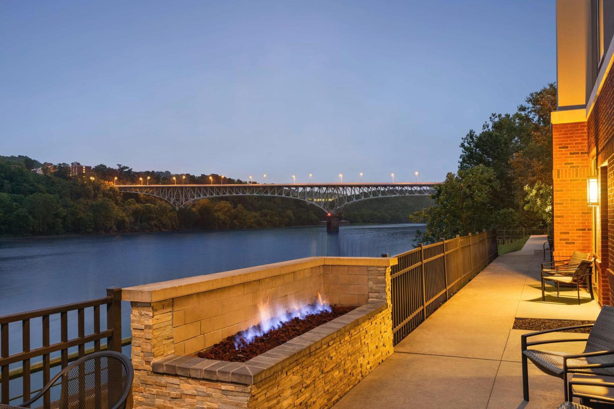 Hampton Inn & Suites Pittsburgh Waterfront West Homestead Zewnętrze zdjęcie